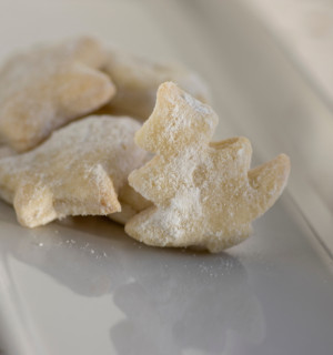 Vínové cukroví ze tří surovin. Chutná nasladko i naslano, a to jak na Vánoce, tak na silvestra