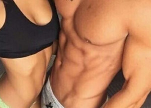 Tito dva o sobě tvrdí, že jsou prý nejkrásnější pár na světě. Podívejte se, jak vlastně vypadají!