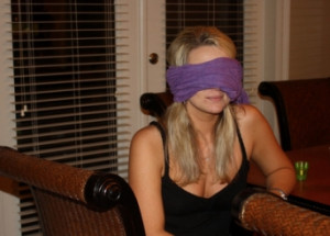 Přítelkyně ho už delší dobu podvádí s jiným. Na svou krutou pomstu ale počkal až do jejích narozenin!