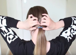 Deset jednoduchých účesů, které zvládnete do 60 sekund. Tohle si zamilujete