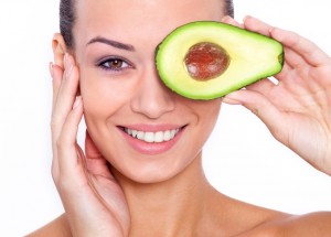 Avokádo je skvělé i ke kosmetickým účelům: Vyrobte z něj krém na holení nebo pleťovou masku
