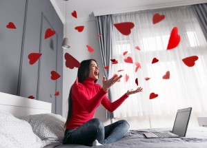 Vztah na dálku nebo partner na pracovní cestě: I tak si užijte Valentýna naplno