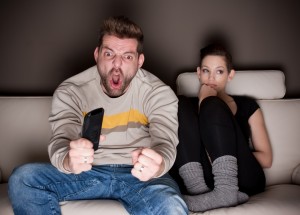 Nejčastější výmluva mužů, kteří nechtějí mít sex? Sledování fotbalu