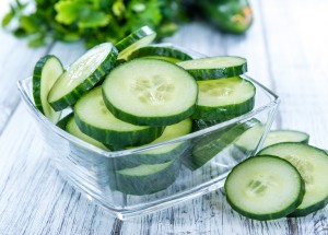 Zařaďte okurky do svého letního jídelníčku: Podpoříte své zdraví a zhubnete