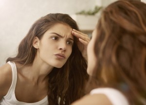 První vrásky po třicítce: Co o vás říkají?