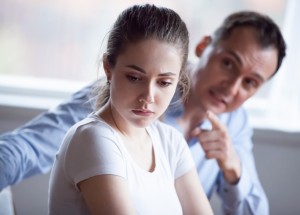 Odstraňte ze svého života závistivce, nafoukance či manipulátory, kteří z vás vysávají energii. Budete se cítit mnohem lépe