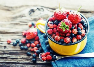 Potraviny, které vám dle Michaela Gregera prodlouží život: Zařaďte do svého denního jídelníčku luštěniny, kurkumu a listovou zeleninu