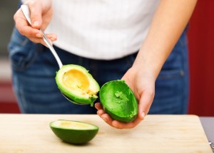 Avokádo obsahuje cenný koktejl látek: I když prospívá zdraví, jeho konzumaci nepřehánějte