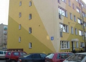 Vidíte na obrázku něco podivného? Pokud ne, podívejte se pozorněji