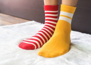 Každá ponožka jiná. Ponožkovým dnem si Češi 21. března připomenou Světový den Downova syndromu