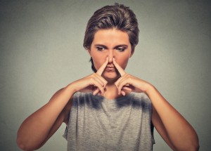 Nové příznaky koronaviru: Zbystřete při ztrátě čichu nebo chuti