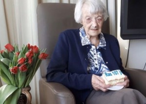 107letá Holanďanka Cornelia Rasová: Nejstarší člověk, který zvítězil nad koronavirem