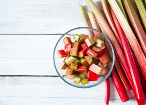 Rebarbora se vrací na výsluní. V české kuchyni je součástí stovky receptů