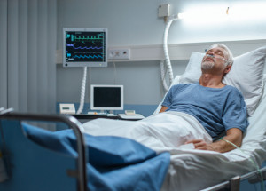 Slovenský praktický lékař Rastislav se nakazil koronavirem ve své ordinaci. 48letý muž bojuje o život v ružomberské nemocnici, jeho stav je vážný