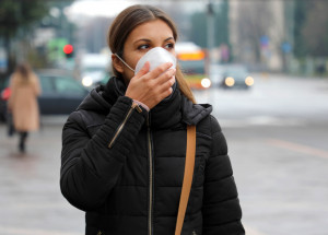 Koronavirus v Česku: V neděli 8. listopadu přibylo 3 608 pozitivně testovaných, epidemie podle ÚZIS zbržďuje