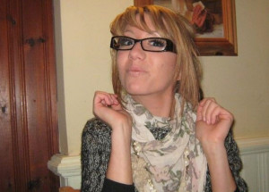 Mladá Britka se cítila škaredá a nudná, manžel jí zaplatil plastické operace: Změnila se k nepoznání