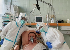 Slovák, který se učí znovu dýchat, zveřejnil svůj boj s koronavirem. Vše začalo kašlem