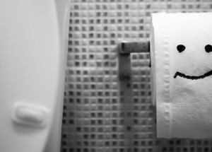 Chcete, aby vaše toaleta zářila čistotou? Vytvořte si tyto domácí čistící bomby