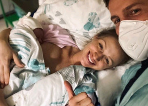 Modelka Veronika Kašáková porodila krásného chlapečka. “Miss z děcáku” radostnou novinu oznámila na Instagramu