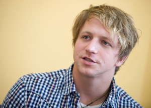 Tomáš Klus se s manželkou Tamarou přestěhoval do nového domu. Bydlení snů budovali 6 let