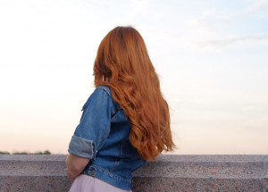 Eva Burešová se předvedla v zrzavých vlasech. Co na její proměnu říkáte?