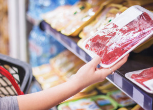 Chyby při rozmrazování masa. Na co byste si měli dávat pozor?