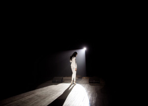 Eva Burešová natočila klip ke své nové písni Malý princ. Hlavní roli si v něm zahrál její syn Nathaniel