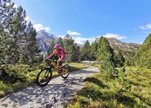 Bike SNOW tour 2020: Dolní Engadin – pohádková cyklistika