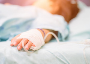 Adámek zůstal po operaci mandlí v kómatu. Zdravotnice z Pardubické nemocnice vinu necítí, uvedly před soudem