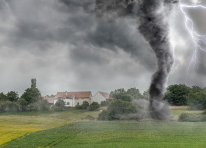 Tornádo na Jižní Moravě: Jak pomoci lidem ze zasažených obcí?
