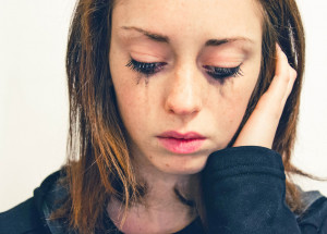 Dva mladíci původem z Afghánistánu jsou podezřelí z vraždy 13leté rakouské dívky. Měli ji zavraždit ve vídeňském bytě