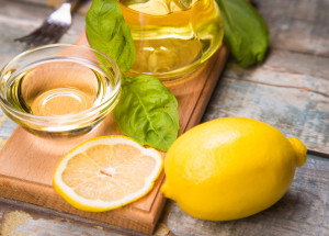 Získejte zázračný lék díky kombinaci olivového oleje a citrónové šťávy