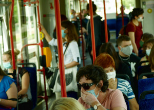 Epidemie koronaviru v Česku zrychluje: V úterý 5. října nově přibylo 1 108 nakažených