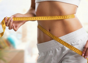 Jak se zbavit tuku na břiše? Základem je změna životního stylu