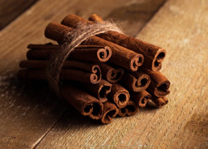 Nakupujete zásoby na přípravu vánočního cukroví? Dejte si pozor na druh skořice, který použijete