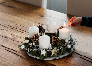 Adventní věnce českých celebrit: Který je nejkrásnější?