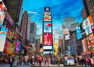 Berenika Kohoutová má billboard na newyorské Times Square. Vnoučata budou čumět! napsala na Instagramu