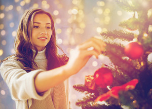 Influencerka Nadia Collucci má doma vánoční stromeček po celý rok. Zdobí jej tematicky na Velikonoce, Halloween nebo Den díkůvzdání