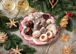 Vánoční cukroví celebrit. Kdo se pustil do pečení perníčků a kdo se podělil o recept?