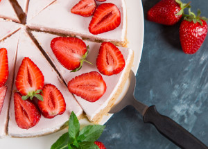 Rychlovky z jahod: Přinášíme tipy na recepty z jahod, které jsou rychlé, snadné a jejichž chuť si zamilujete