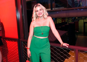 Hvězdy sdílejí na Instagramu outfity z Karlových Varů 2022: Komu to slušelo nejvíc?