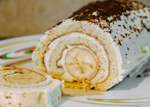 Banánová roláda bez gramu mouky. Tento dezert můžete jíst bez omezení