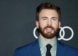 Nejkrásnějším mužem světa 2022 je herec Chris Evans. Souhlasíte s jeho umístěním?