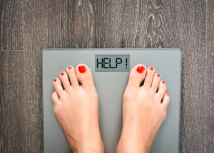 Fitness trenérka kritizuje nejčastější chybu, kterou ženy dělají při hubnutí. Netrapte se vážením, vzkazuje