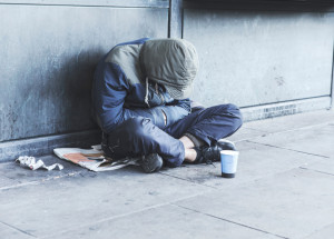 Z bezdomovce fešákem. Podívejte se na tuto neskutečnou proměnu