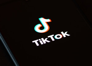 TikToková výzva Blackout Challenge má v Česku první oběť. V Jičíně se uškrtil 11letý chlapec