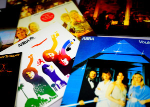 Zemřel kytarista skupiny ABBA. Lasse Wellander podlehl v 70 letech rakovině