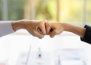 Co všechno o vás prozradí zaťatá pěst? Řekne o vaší povaze více, než byste asi čekali!