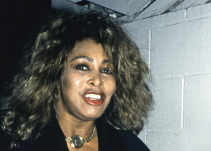 Zemřela zpěvačka Tina Turner. Rockové babičce bylo 83 let