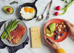 Ketodieta pro začátečníky: Hlavní zásady, základní potraviny a týdenní jídelníček